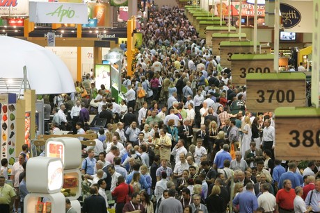 5 Awesome Ideas to Create Marketing ROI from a Trade Show Bag